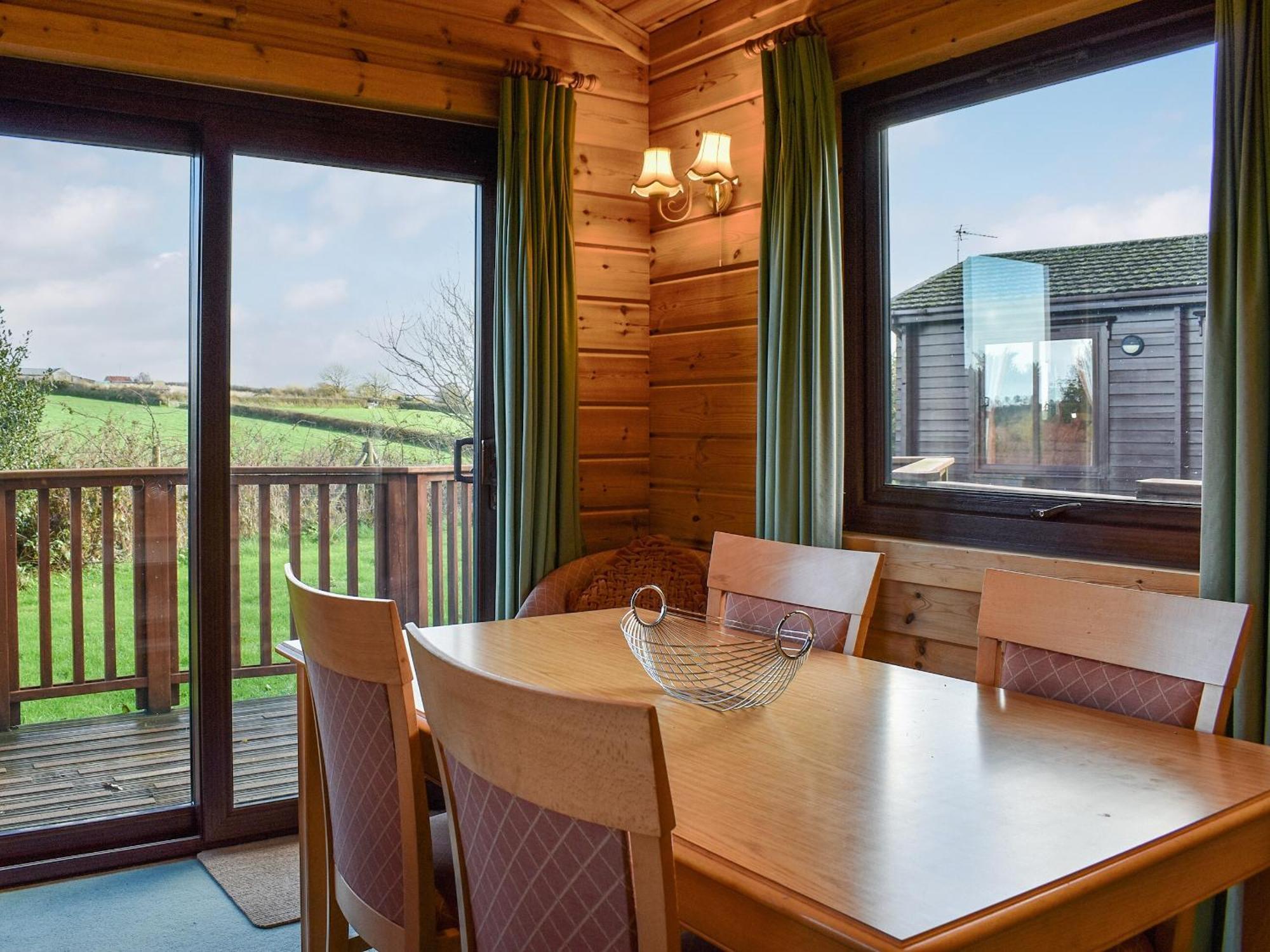 Jasmine Lodge Woolfardisworthy  ภายนอก รูปภาพ