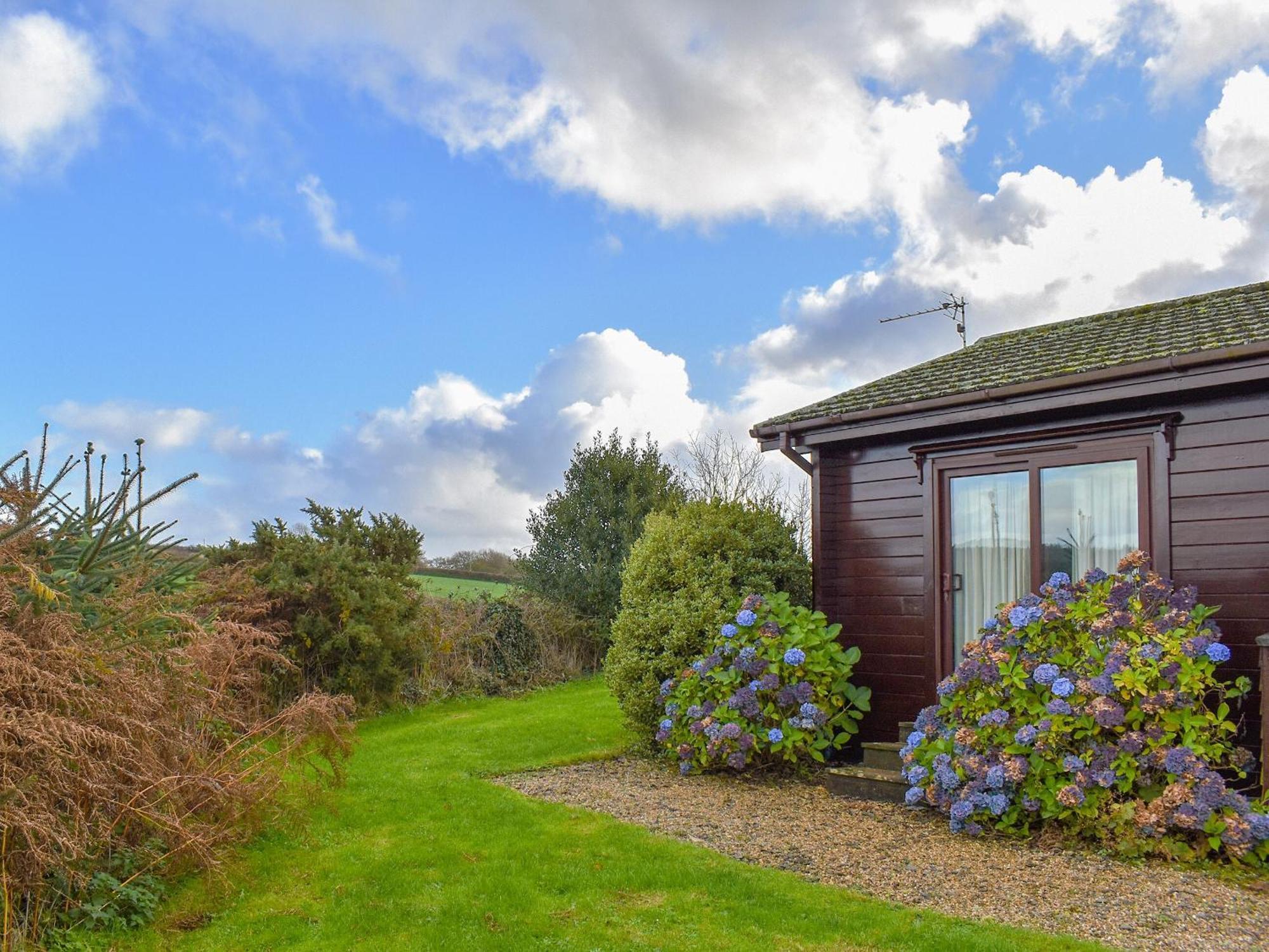 Jasmine Lodge Woolfardisworthy  ภายนอก รูปภาพ